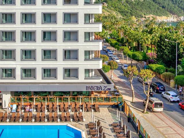Riviera Zen