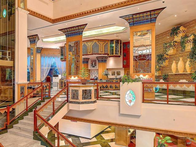 Crowne Plaza Resort