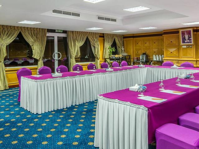 Crowne Plaza Resort