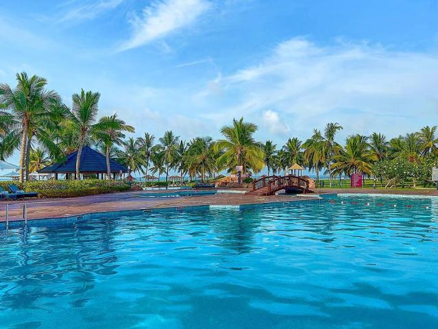 Crowne Plaza Resort