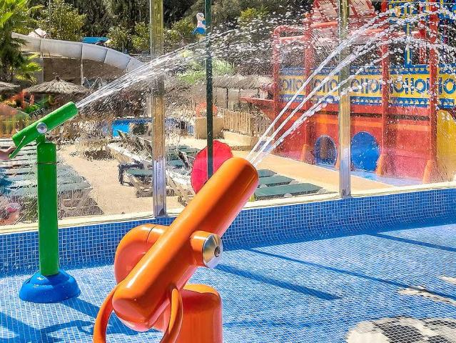 Rosamar Garden Resort