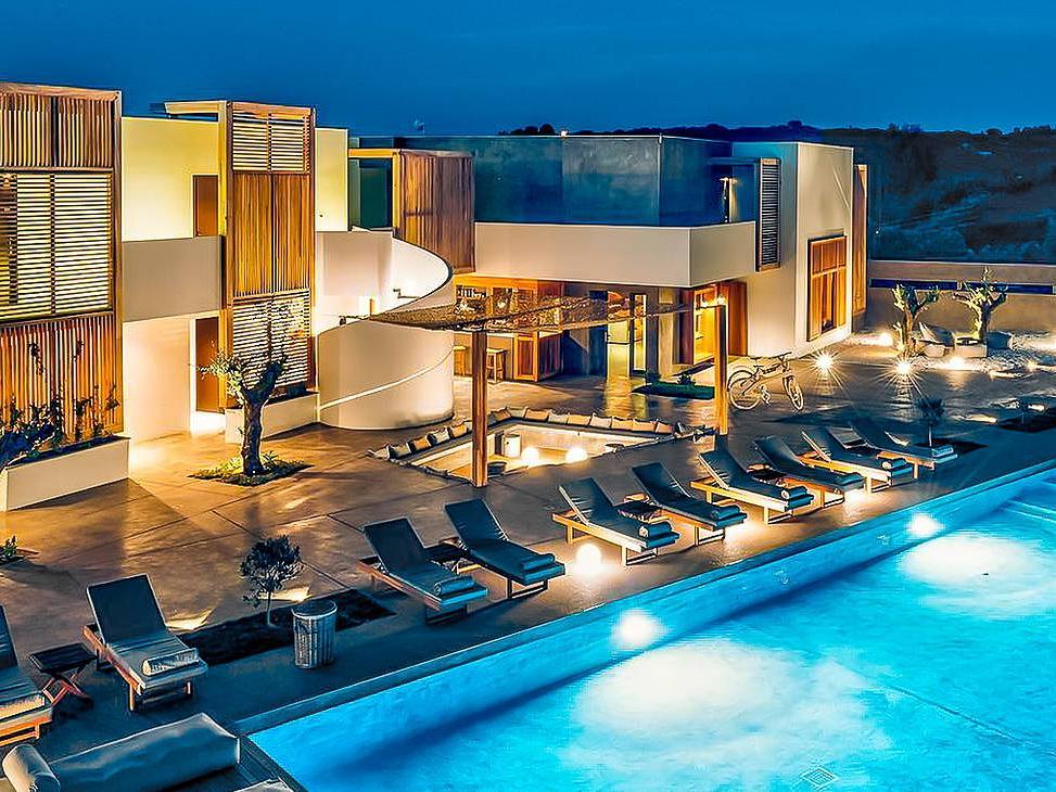 Zante Maris Suites