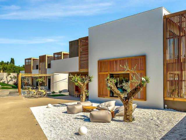 Zante Maris Suites