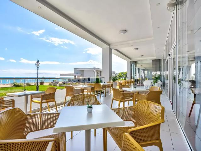 Grifid Encanto Beach