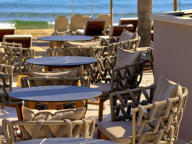 High Beach White The Villa Collection