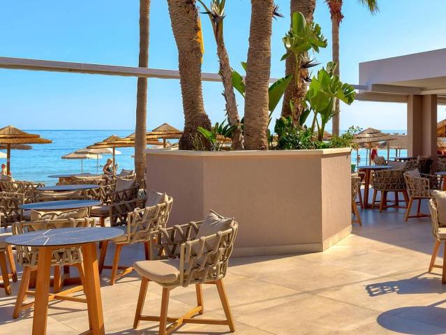 High Beach White The Villa Collection