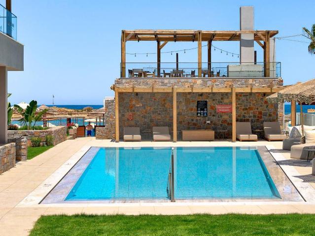 High Beach White The Villa Collection