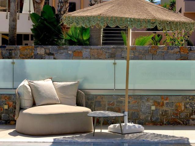 High Beach White The Villa Collection