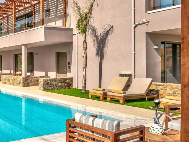High Beach White The Villa Collection