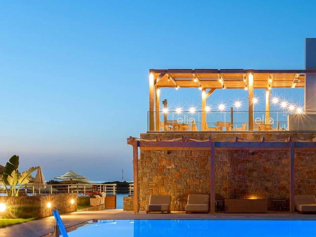 High Beach White The Villa Collection