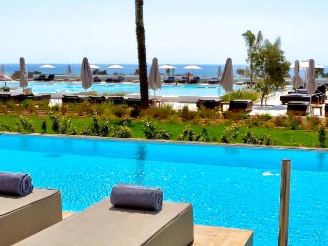 Gennadi Grand Resort