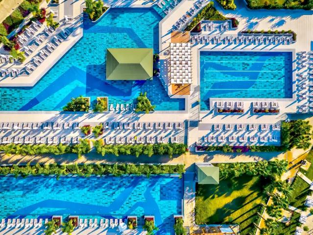 Mylome Luxury Hotel & Resort