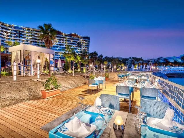Mylome Luxury Hotel & Resort