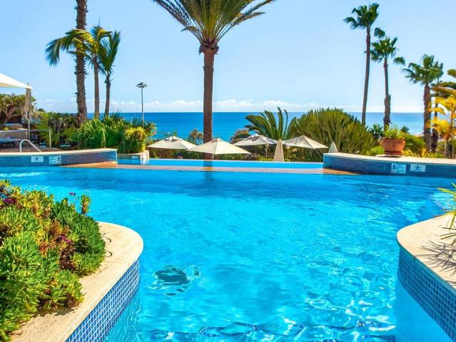 Corallium Dunamar by Lopesan