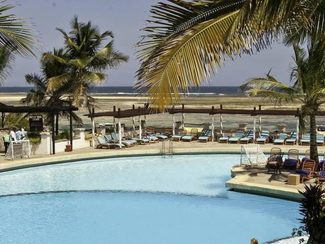 Leopard Beach Resort & Spa