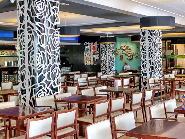 Evenia Olympic Suites