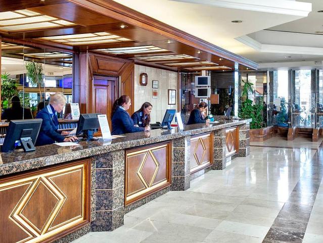 Evenia Olympic Suites