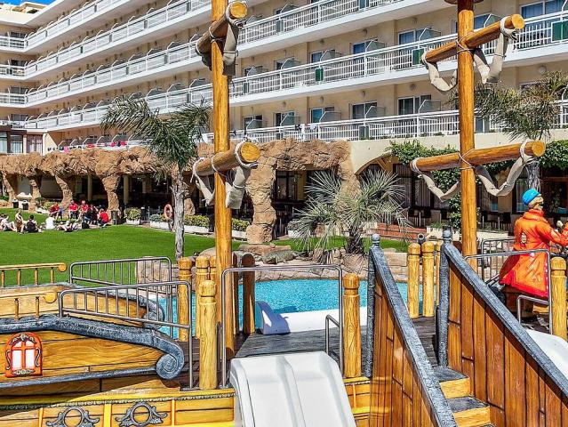 Evenia Olympic Suites