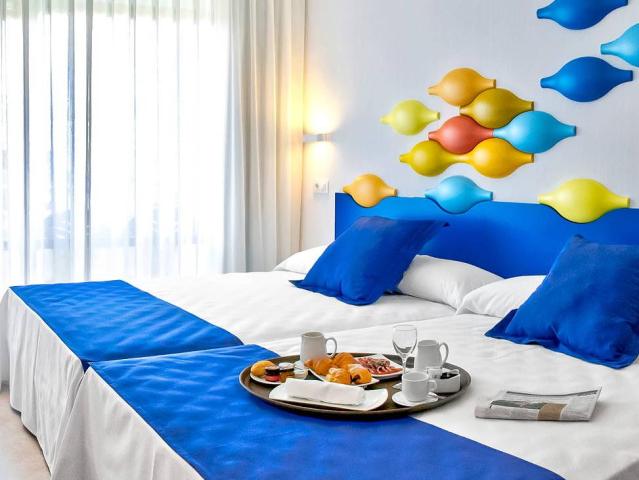 Evenia Olympic Suites