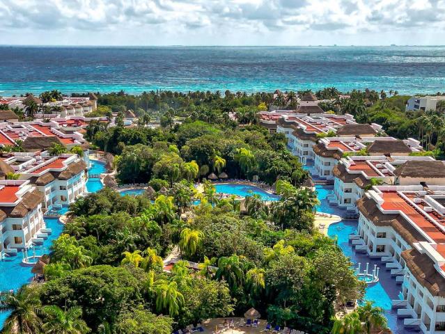 Grand Sunset Princess All Suites & Spa Resort