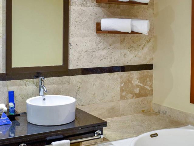 Grand Sunset Princess All Suites & Spa Resort