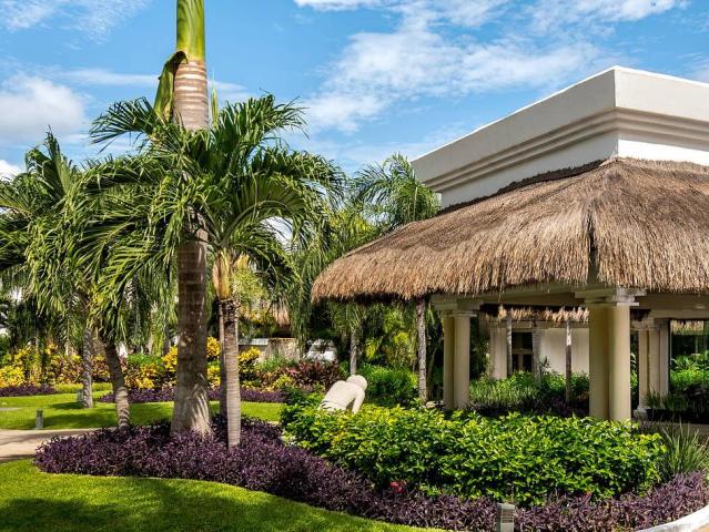 Grand Sunset Princess All Suites & Spa Resort