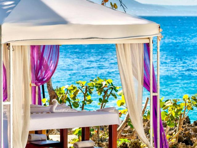 Casa Marina Beach & Reef