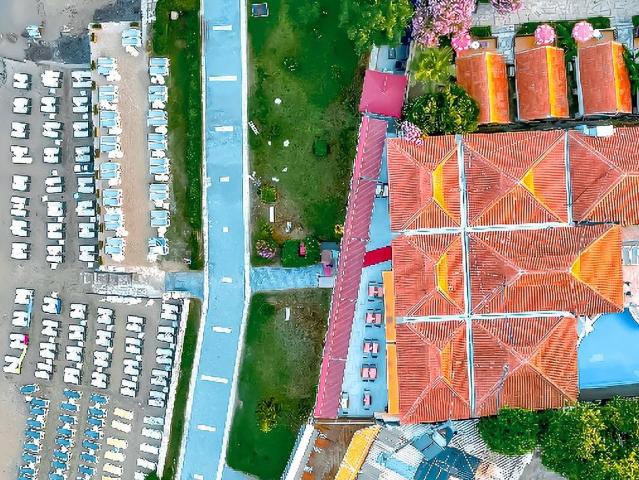 Özlem Garden