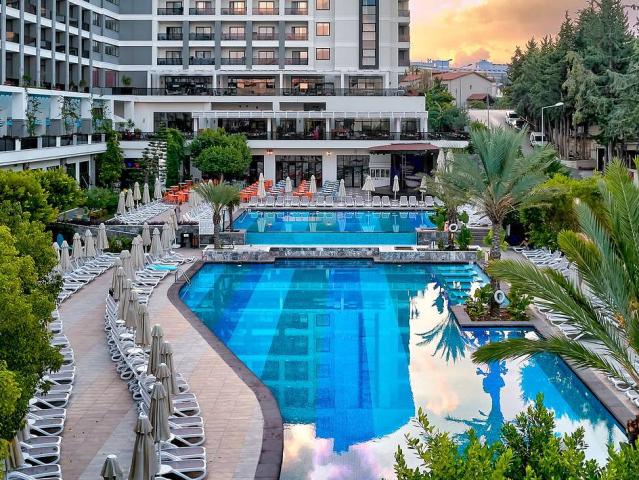 Seaden Valentine Resort