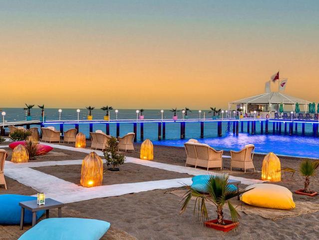 Concorde de Luxe Resort