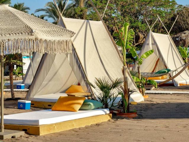 Concorde de Luxe Resort