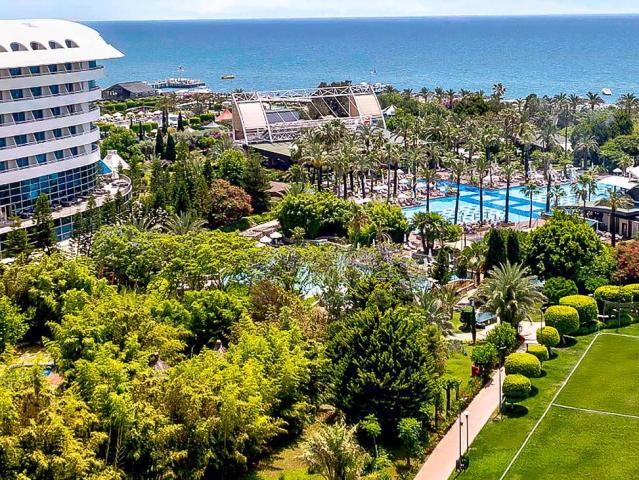 Concorde de Luxe Resort