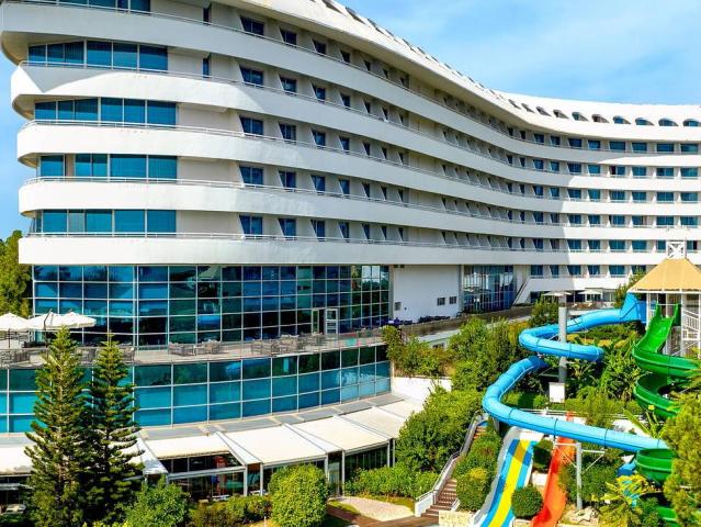 Concorde de Luxe Resort