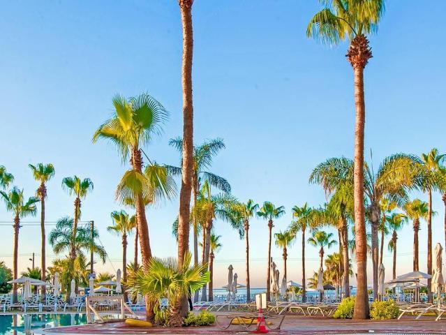 Marlita Beach Hotel