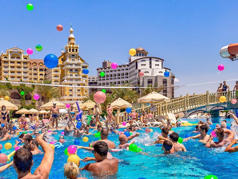 Royal Holiday Palace