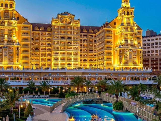 Royal Holiday Palace