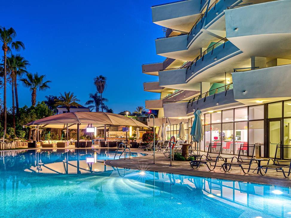 Senator Banús Spa
