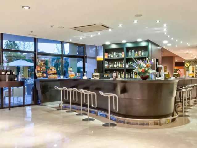Senator Banús Spa