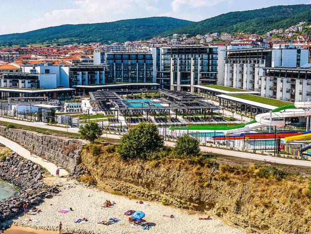 Voya Beach Resort