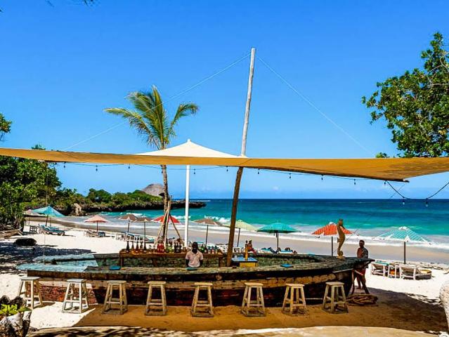 The Sands at Chale Island