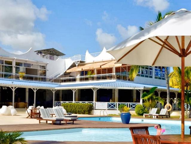 Coral Azur Beach Resort