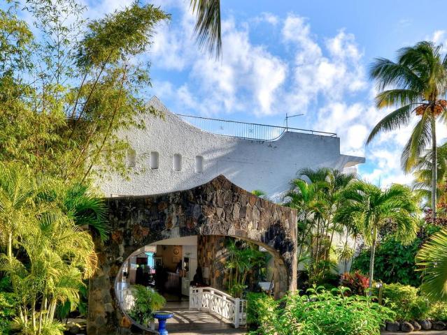 Coral Azur Beach Resort