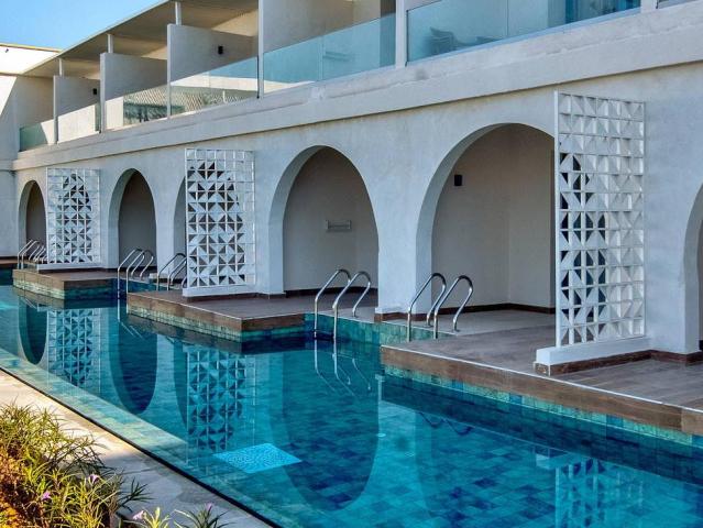 One Resort Premium