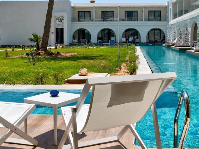 One Resort Premium