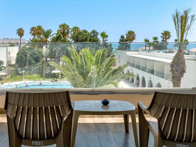 One Resort Premium