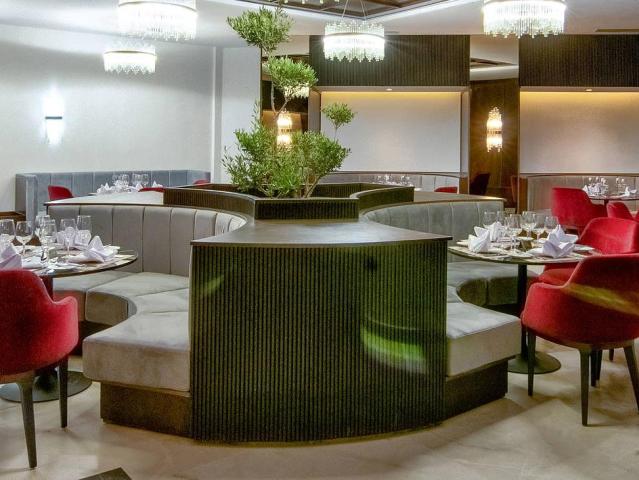 One Resort Premium