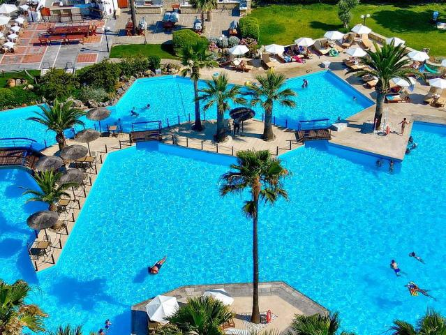 Aquila Rithymna Beach