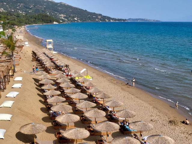 Aspro Krino Dunes