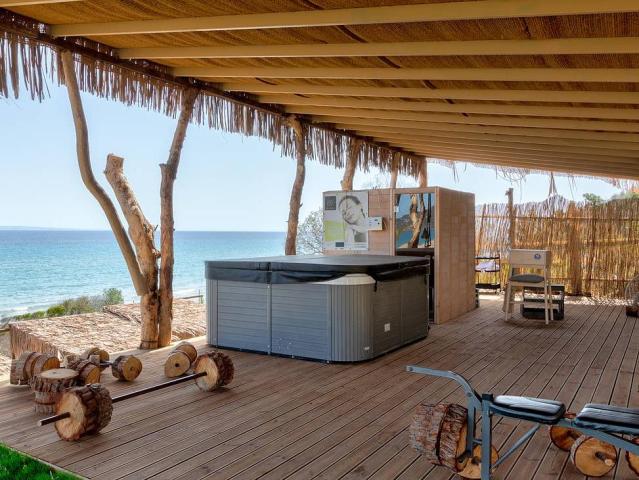Aspro Krino Dunes