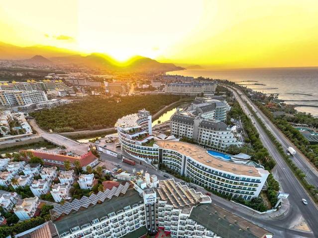 Asrin Beach